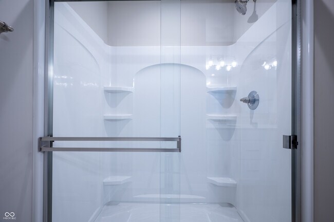 Building Photo - 7294 Broadview Ln