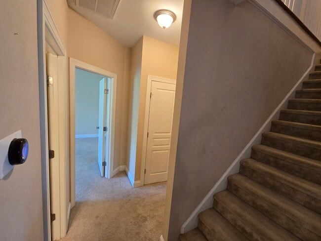 Building Photo - 47 Kentucky Derby Ln