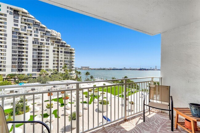 Building Photo - 770 Claughton Island Dr