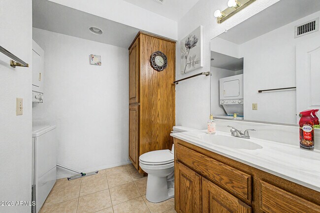 Building Photo - 20537 W Gordon Way