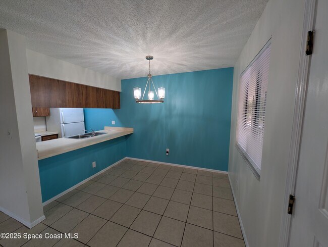 Building Photo - 225 Knox McRae Dr