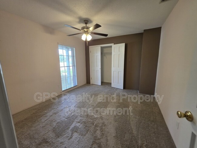 Building Photo - 640 Mariner Way