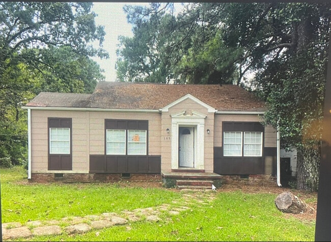 Building Photo - 165 Cooper Rd