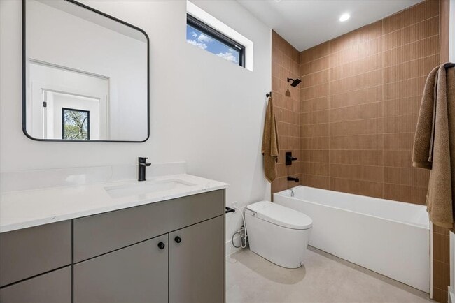 Building Photo - 4416 S 1st St