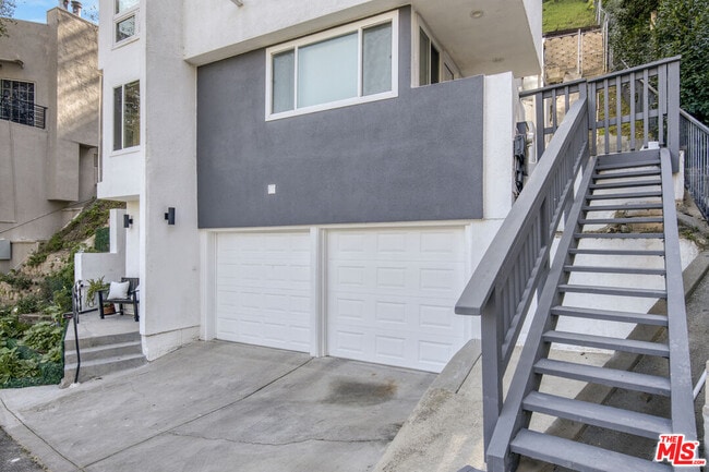 Building Photo - 4110 Vanetta Pl