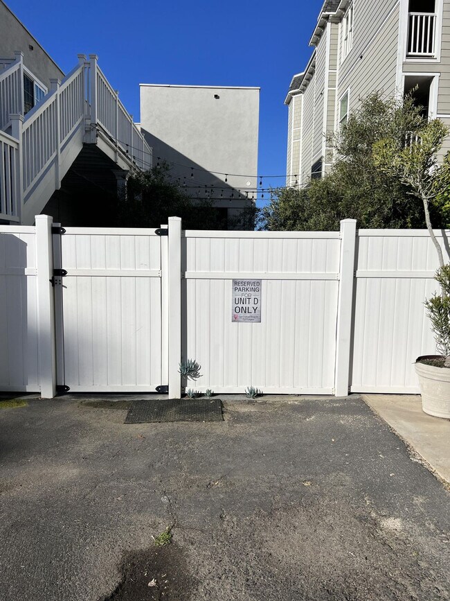 Building Photo - 3690 Carlsbad Blvd