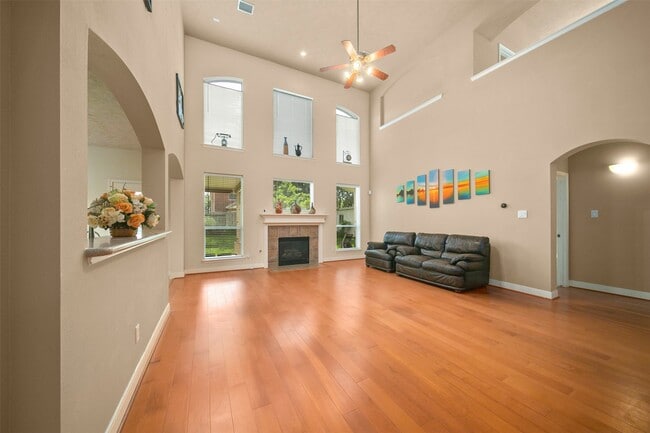 Building Photo - 12311 Amanda Meadows