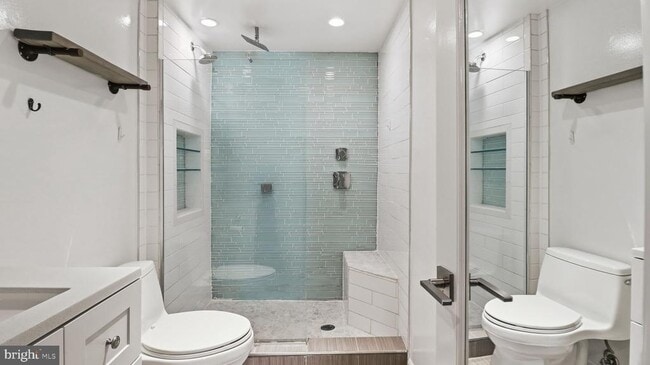 Building Photo - 1450 Harvard St NW