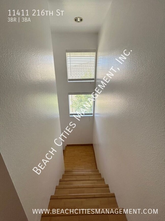 Building Photo - 11411 216th St