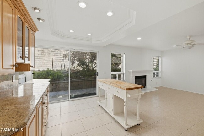 Building Photo - 658 Elevar Ct