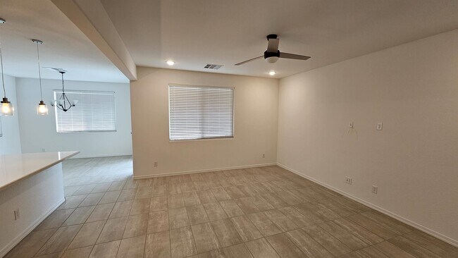 Building Photo - 12757 W Pkwy Ln