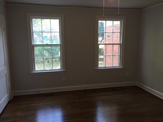 Bedroom, evening - 2001 Center St