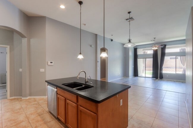 Building Photo - 22121 Greenland Park Dr