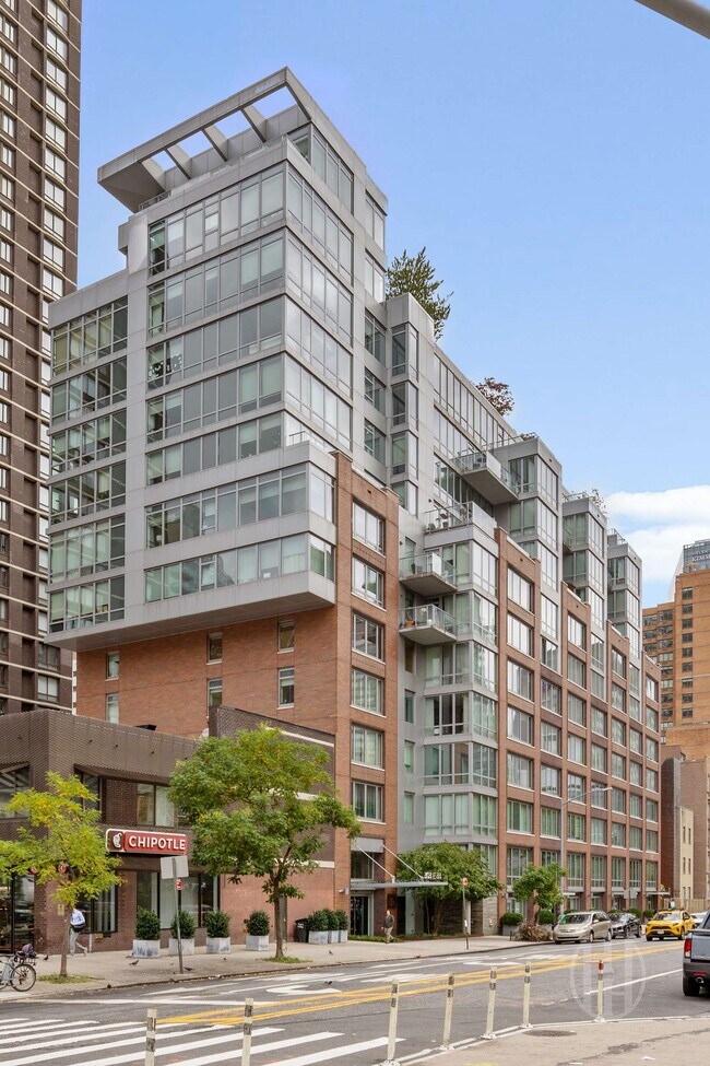 Building Photo - 303 E 33rd St