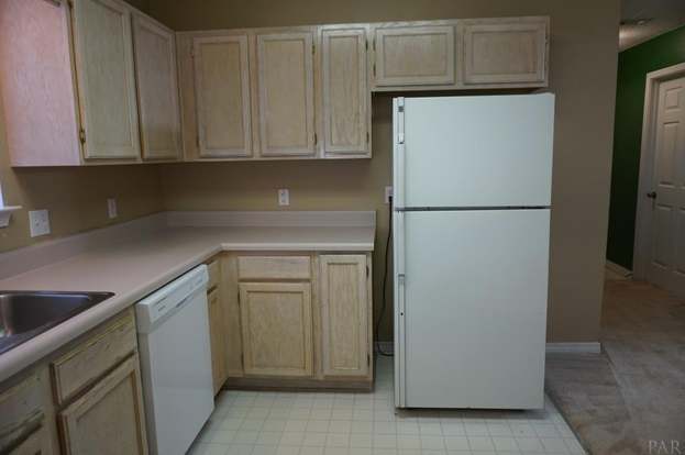 Building Photo - 127 Wildflower Ln