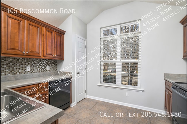 Building Photo - 105 Roscommon Rd