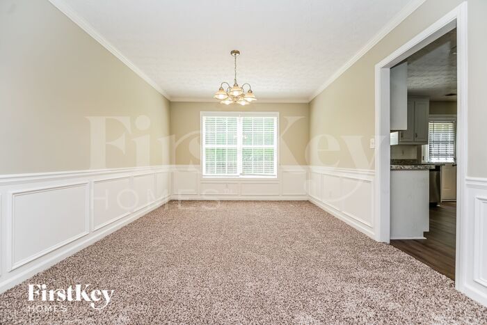 Building Photo - 30 Dearing Woods Bend