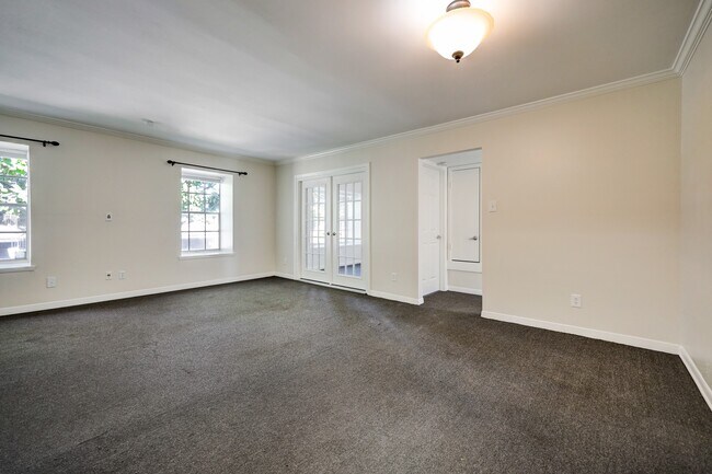 Building Photo - 9031 Gaylord Dr