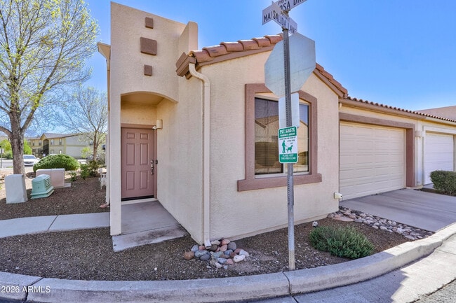 Building Photo - 935 Salida Ln