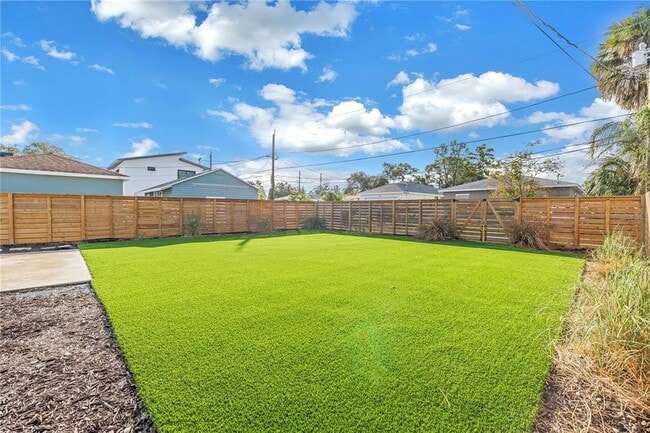 Building Photo - 5026 3rd Ave S