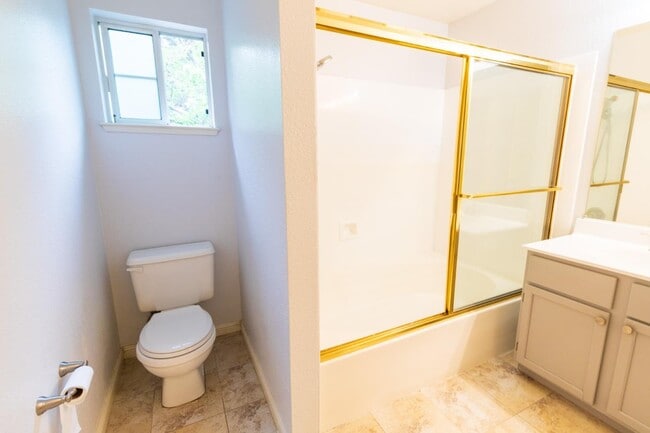 Building Photo - 4097 Alder Terrace