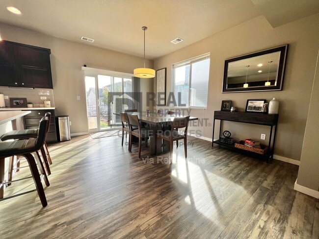 Building Photo - 2109 Bock St