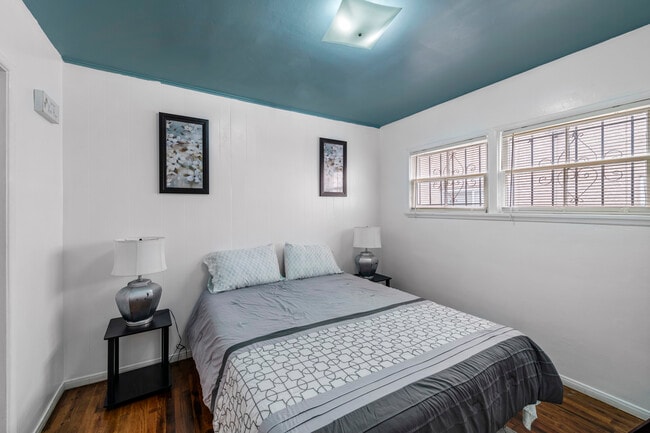 Bedroom - 11053 Venice Blvd