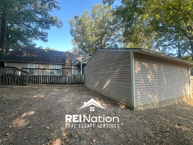Building Photo - CORDOVA SHOWSTOPPER! Massive 4BR/3BA w/ Deck, Detached Garage & Porch!