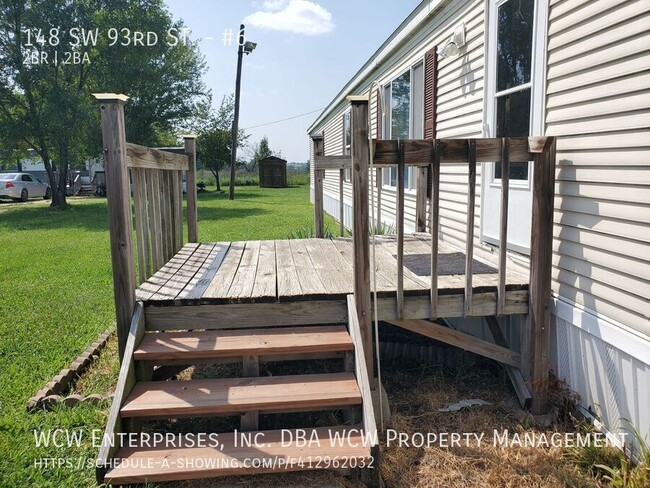 Building Photo - 148 SW 93rd St