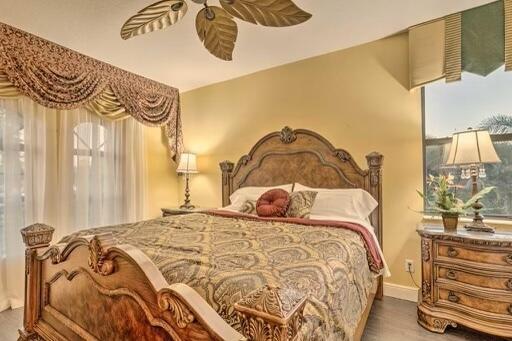 Building Photo - 6425 Royal Palm Beach Blvd