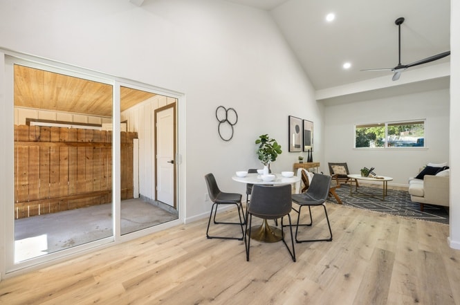 Building Photo - 8237 Cabin Springs Ave