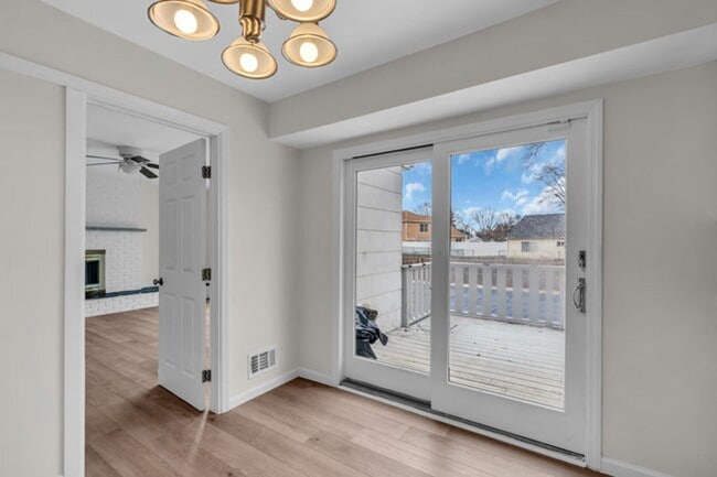 Building Photo - Newly Renovated 4-Bedroom Home with Pool i...