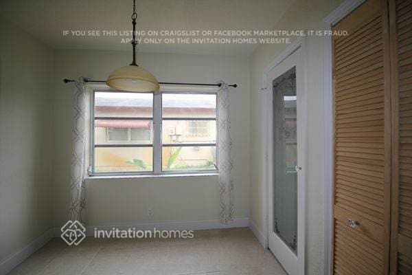 Building Photo - 5365 SW 10th Ct