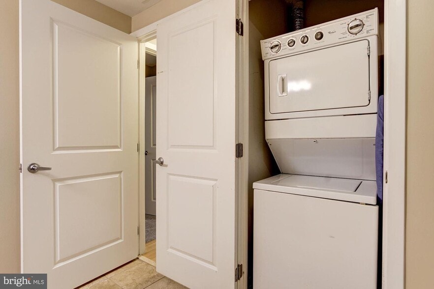 In-unit washer and dryer. It's in the secondary bathroom. - 440 L St NW