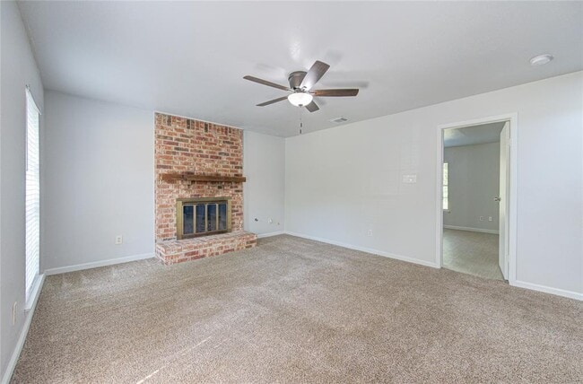 Building Photo - 236 E Castle Harbour Dr
