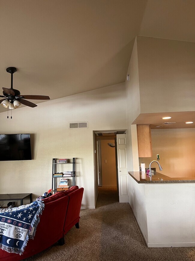 Building Photo - 101 S Players Club Dr