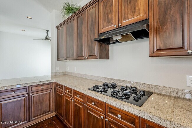 Building Photo - 2910 W Donatello Dr