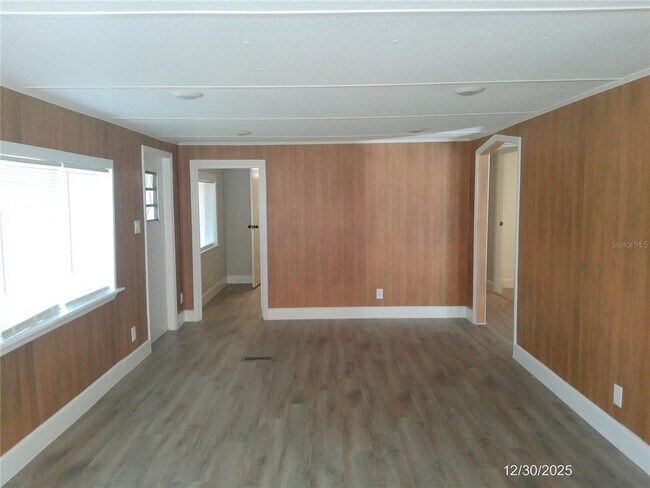 Building Photo - 2115 Bailey Rd