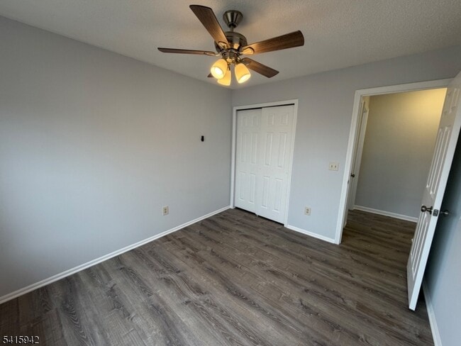 Building Photo - 6 Nashville Ct