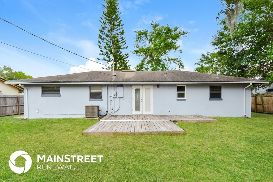 Building Photo - 106 Hughes Ave