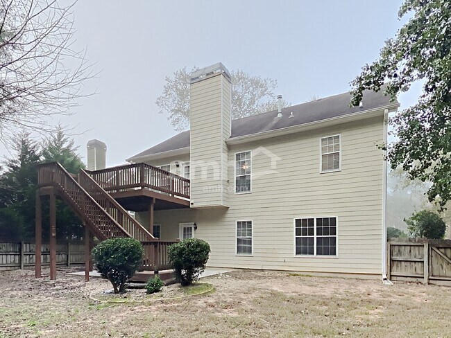 Building Photo - 7142 Big Woods Dr