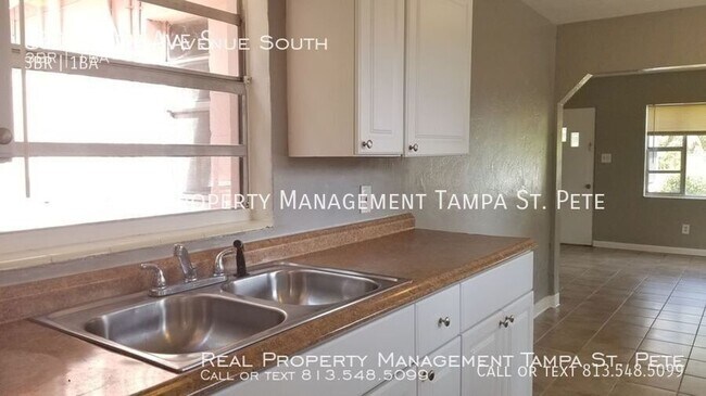 Building Photo - 3000 12th Ave S