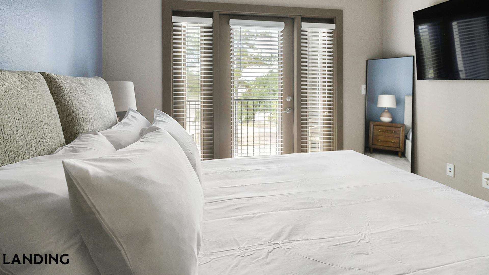 Building Photo - 13920 Mandolin Dr