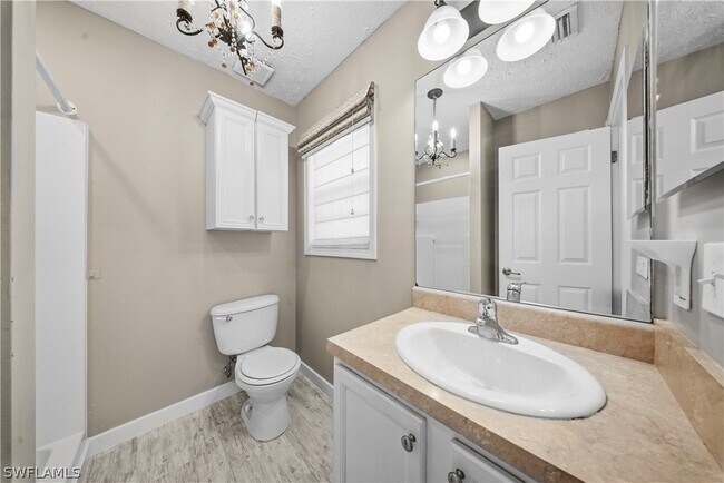 Building Photo - 286 Leawood Cir