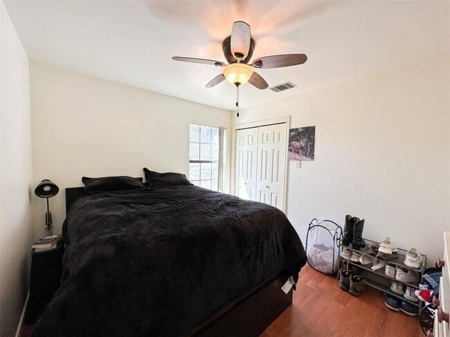 Building Photo - 251 Pine View Loop