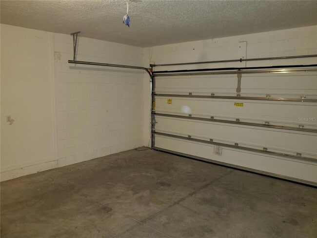 Building Photo - 2210 Anoka Way