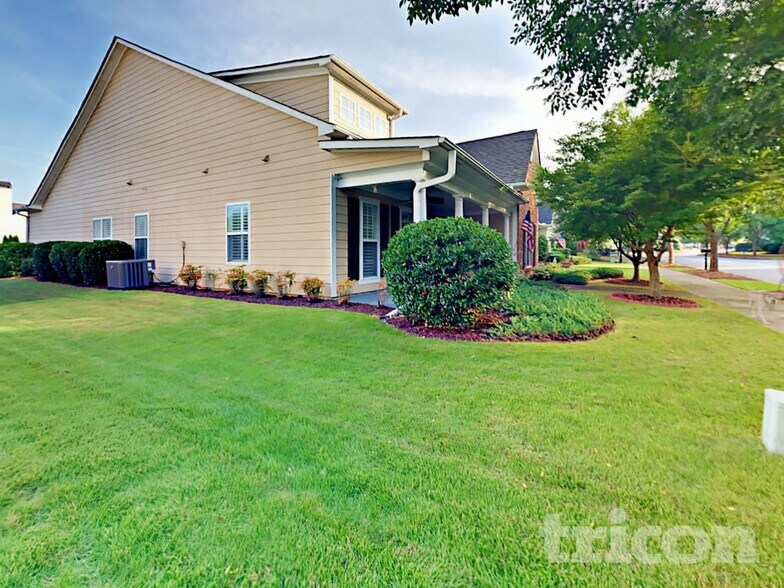 Building Photo - 3614 Silver Springs Way SW