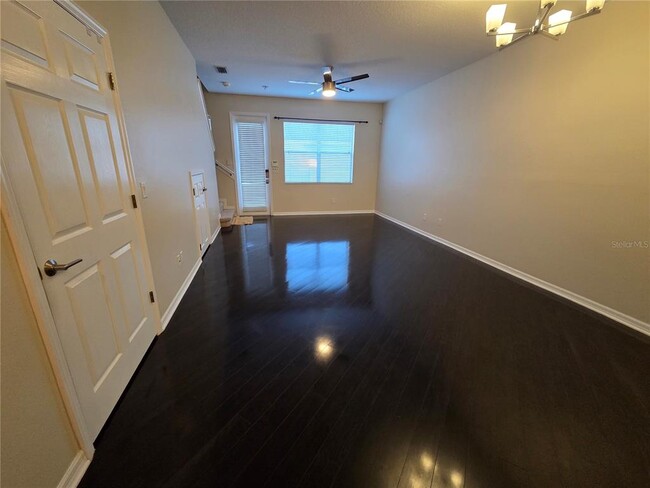 Building Photo - 14239 Avenue of the Groves