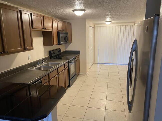 Building Photo - 7812 43rd Ave Dr W