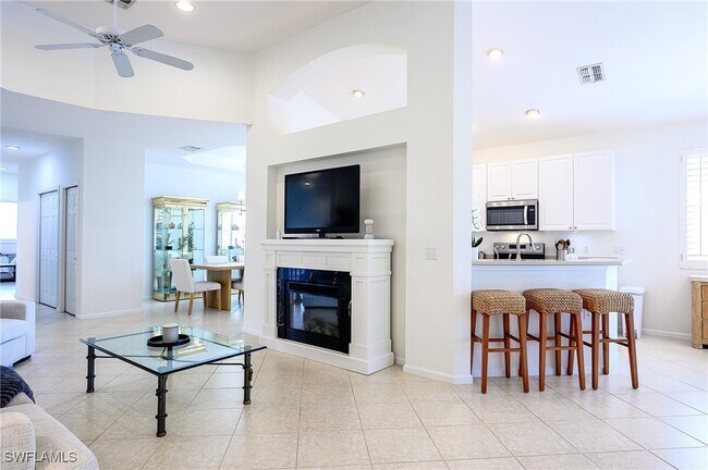 Building Photo - 7127 Blue Juniper Ct